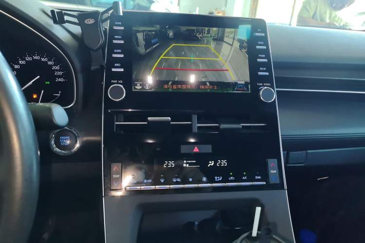 Used Toyota Avalon 2019 2.0L Luxury Edition China VI Standard Audio And AC Panel