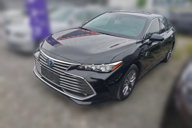 Used Toyota Avalon 2019 Dual-Engine 2.5L Luxury Edition China VI Standard
