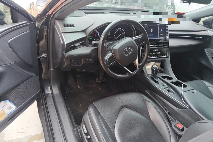 Used Toyota Avalon 2019 Dual-Engine 2.5L Luxury Edition China VI Standard Center Console