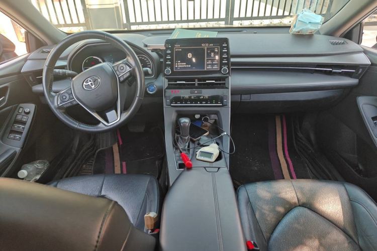 Used Toyota Avalon 2019 Dual-Engine 2.5L Luxury Edition China VI Standard Center Console