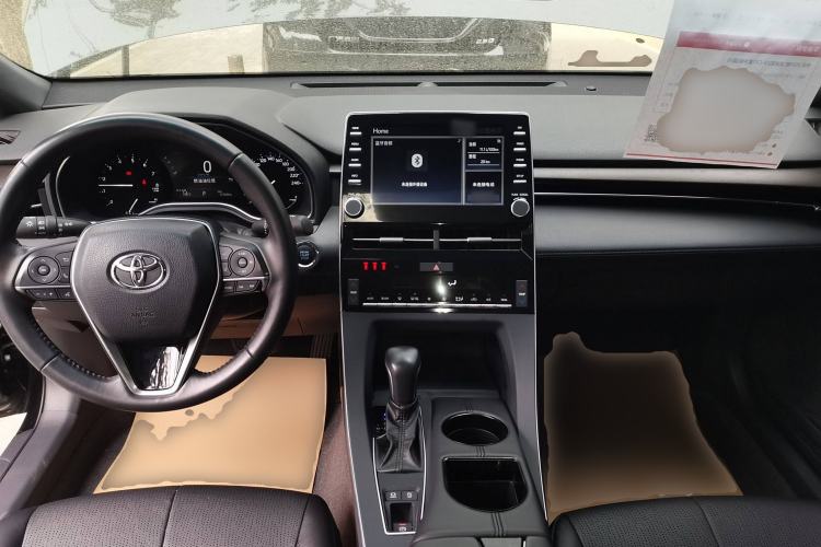 Used Toyota Avalon 2019 2.0L Luxury Edition China VI Standard Center Console