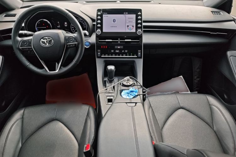 Used Toyota Avalon 2019 Dual-Engine 2.5L Luxury Edition China VI Standard Center Console
