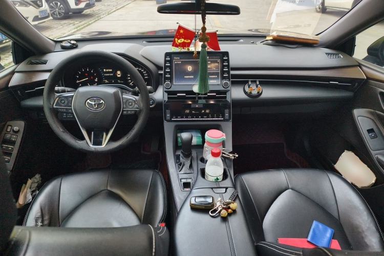 Used Toyota Avalon 2019 2.0L Ambition Edition China VI Center Console