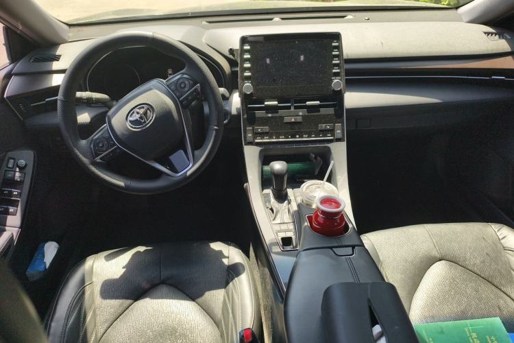 Used Toyota Avalon 2019 2.5L Touring Premium Version China V Standard Center Console
