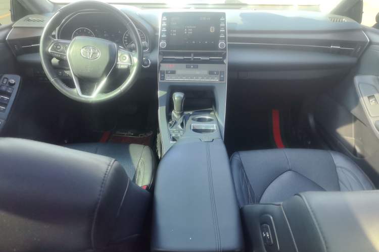 Used Toyota Avalon 2019 2.5L Touring Premium Version China V Standard Center Console