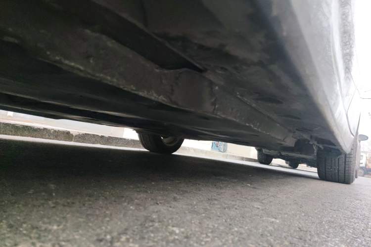 Used Toyota Avalon 2019 2.0L Luxury Edition China VI Standard Chassis Front Left