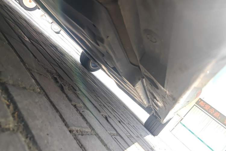 Used Toyota Avalon 2019 2.0L Luxury Edition China VI Standard Chassis Front Left
