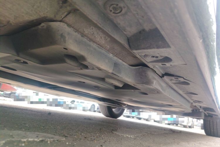 Used Toyota Avalon 2019 2.5L Touring Premium Version China VI Standard Chassis Front Left