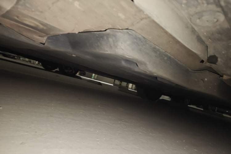 Used Toyota Avalon 2019 2.5L Touring Premium Version China VI Standard Chassis Front Left