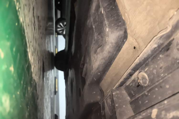 Used Toyota Avalon 2019 2.0L XLE Premium Edition China VI Chassis Front Left