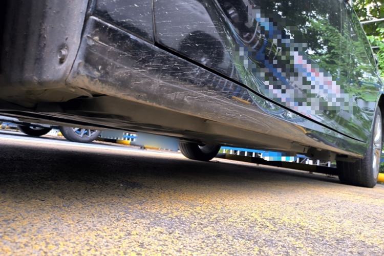 Used Toyota Avalon 2019 Dual-Engine 2.5L XLE Prestige Version China VI Standard Chassis Front Left