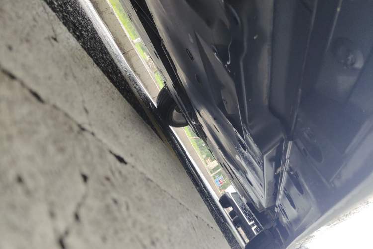Used Toyota Avalon 2019 2.0L XLE Premium Edition China VI Chassis Front Left