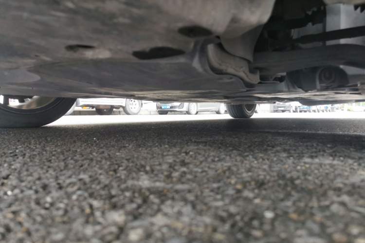 Used Toyota Avalon 2019 2.5L Touring Premium Version China VI Standard Chassis Front Left