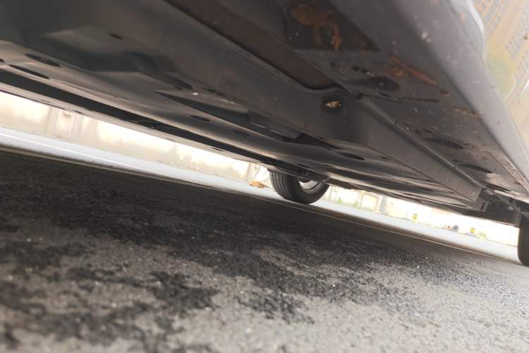 Used Toyota Avalon 2019 2.0L Luxury Edition China VI Standard Chassis Front Left