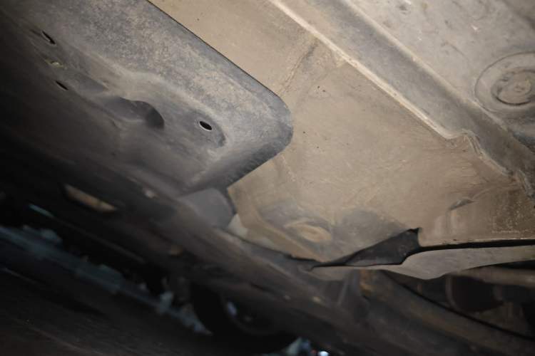 Used Toyota Avalon 2019 2.0L Ambition Edition China VI Chassis Front Right