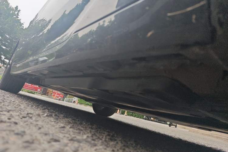 Used Toyota Avalon 2019 2.5L Touring Premium Version China VI Standard Chassis Front Right