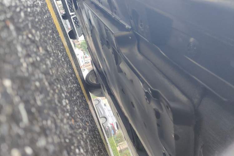Used Toyota Avalon 2019 2.0L XLE Premium Edition China VI Chassis Front Right