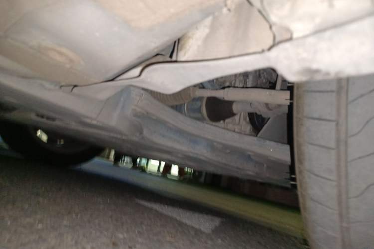 Used Toyota Avalon 2019 2.0L Luxury Edition China VI Standard Chassis Front Right