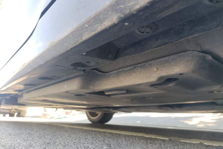 Used Toyota Avalon 2019 2.5L Touring Premium Version China VI Standard Chassis Front Right