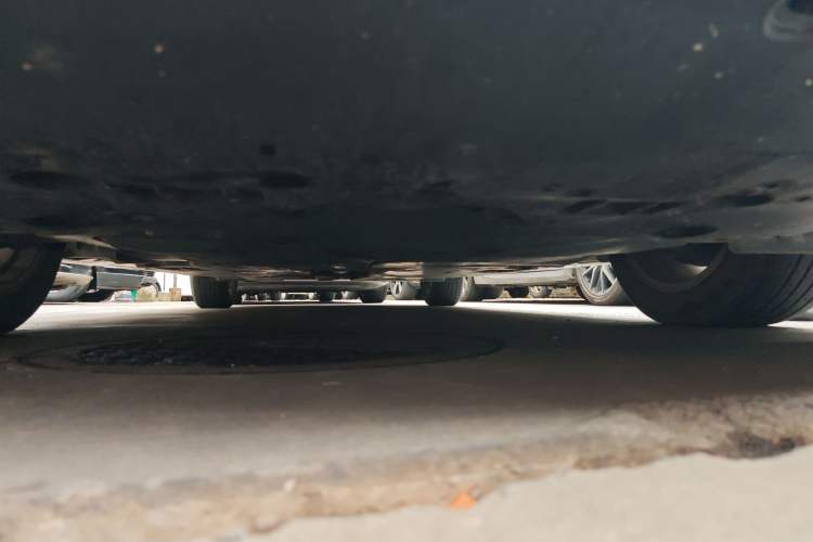 Used Toyota Avalon 2019 2.0L Ambition Edition China VI Chassis Front
