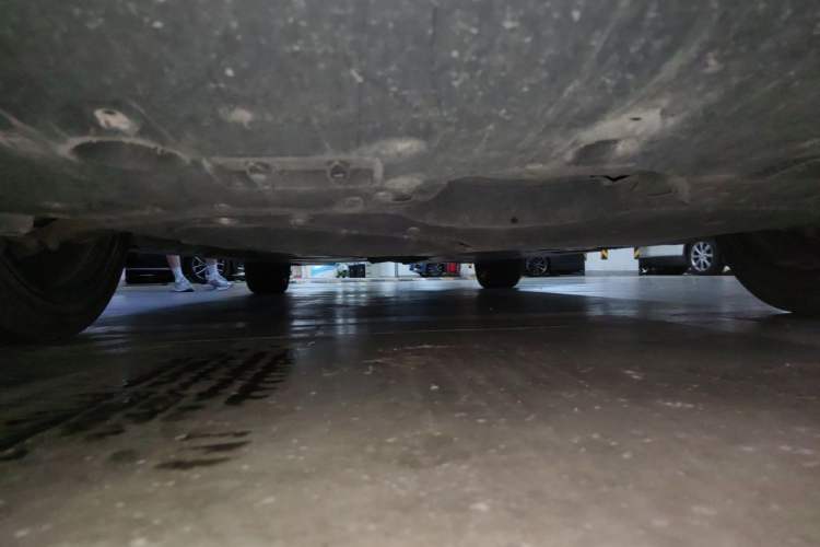 Used Toyota Avalon 2019 2.0L XLE Premium Edition China VI Chassis Front