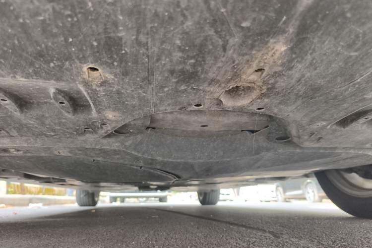 Used Toyota Avalon 2019 2.0L Luxury Edition China VI Standard Chassis Front