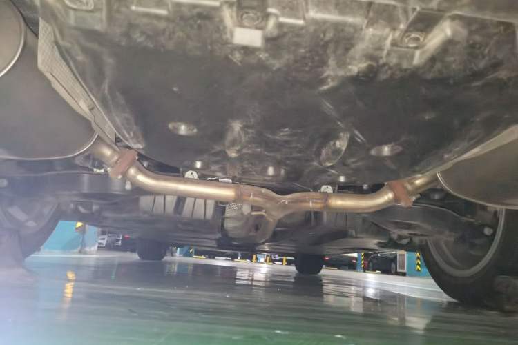 Used Toyota Avalon 2019 2.0L Ambition Edition China VI Chassis Rear