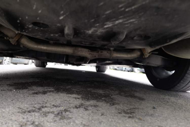Used Toyota Avalon 2019 2.5L Touring Premium Version China VI Standard Chassis Rear