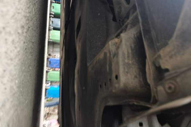 Used Toyota Avalon 2019 2.0L Luxury Edition China VI Standard Chassis Rear Left