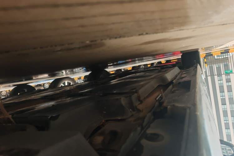 Used Toyota Avalon 2019 Dual-Engine 2.5L Limited Flagship Edition China V Standard Chassis Rear Left