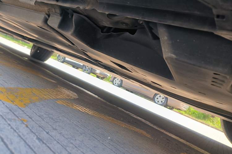 Used Toyota Avalon 2019 2.0L XLE Premium Edition China VI Chassis Rear Left