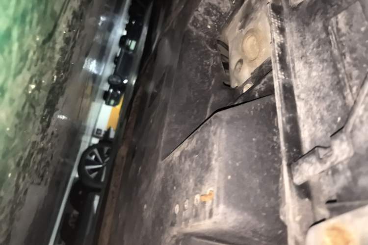 Used Toyota Avalon 2019 2.0L XLE Premium Edition China VI Chassis Rear Left