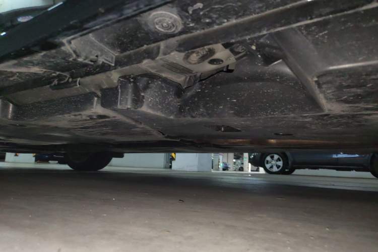 Used Toyota Avalon 2019 2.0L XLE Premium Edition China VI Chassis Rear Left