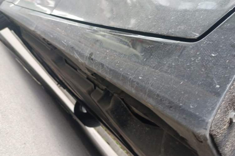 Used Toyota Avalon 2019 Dual-Engine 2.5L Luxury Edition China VI Standard Chassis Rear Left