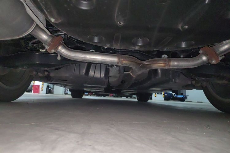 Used Toyota Avalon 2019 2.0L XLE Premium Edition China VI Chassis Rear