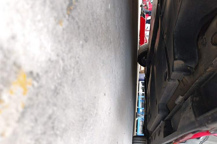 Used Toyota Avalon 2019 Dual-Engine 2.5L Luxury Edition China VI Standard Chassis Rear Right