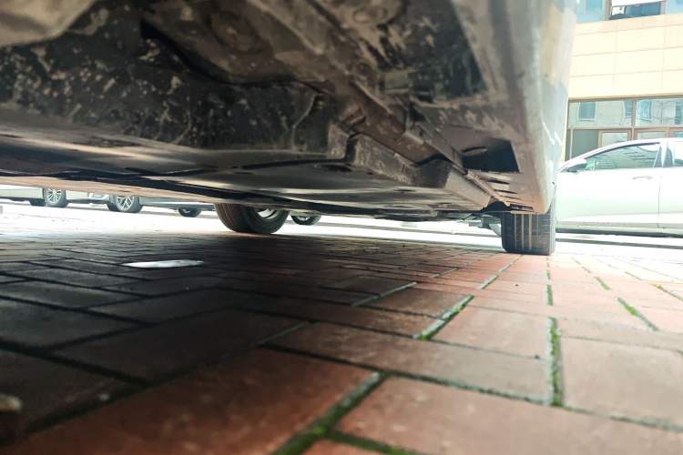 Used Toyota Avalon 2019 2.0L Luxury Edition China VI Standard Chassis Rear Right