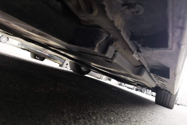 Used Toyota Avalon 2019 2.5L Touring Premium Version China VI Standard Chassis Rear Right
