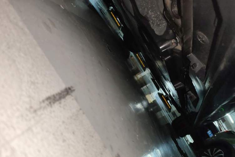 Used Toyota Avalon 2019 2.0L Luxury Edition China VI Standard Chassis Rear Right