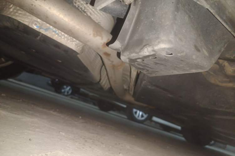 Used Toyota Avalon 2019 Dual-Engine 2.5L Luxury Edition China VI Standard Chassis Rear Right