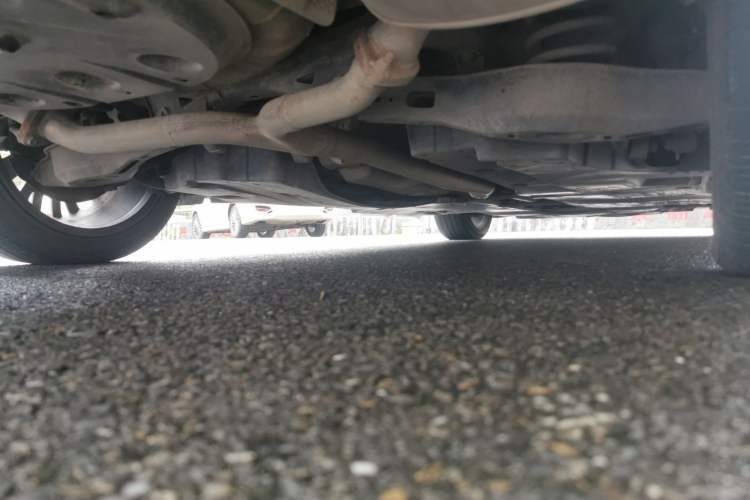 Used Toyota Avalon 2019 2.5L Touring Premium Version China VI Standard Chassis Rear Right