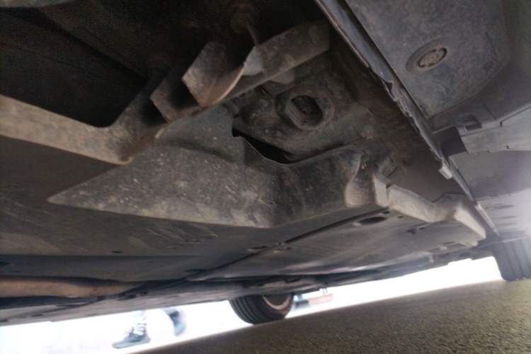 Used Toyota Avalon 2019 2.5L Touring Premium Version China VI Standard Chassis Rear Right