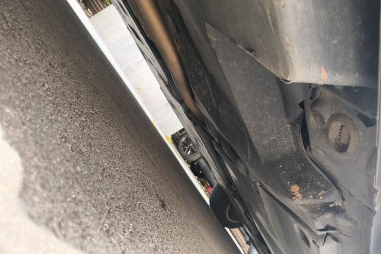 Used Toyota Avalon 2019 2.0L Luxury Edition China VI Standard Chassis Rear Right