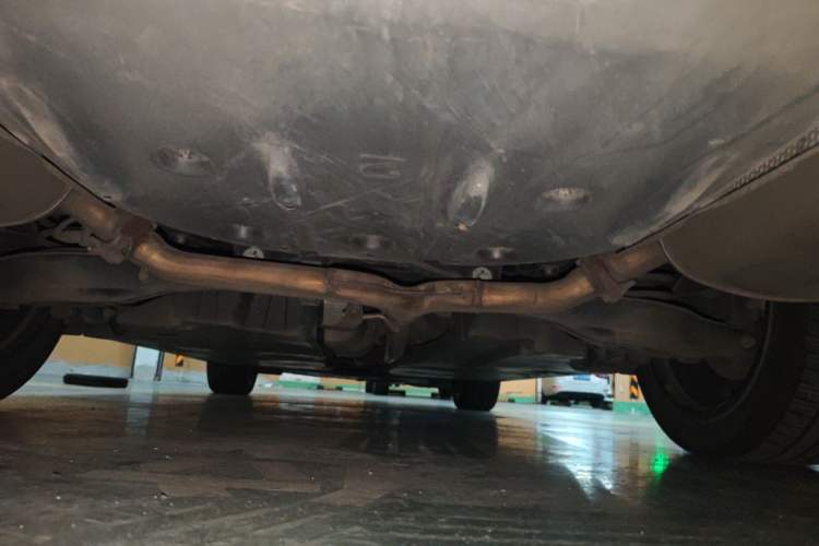 Used Toyota Avalon 2019 2.0L XLE Premium Edition China VI Chassis Rear
