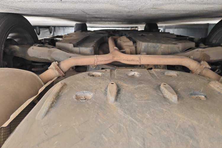 Used Toyota Avalon 2019 2.0L XLE Premium Edition China VI Chassis Rear