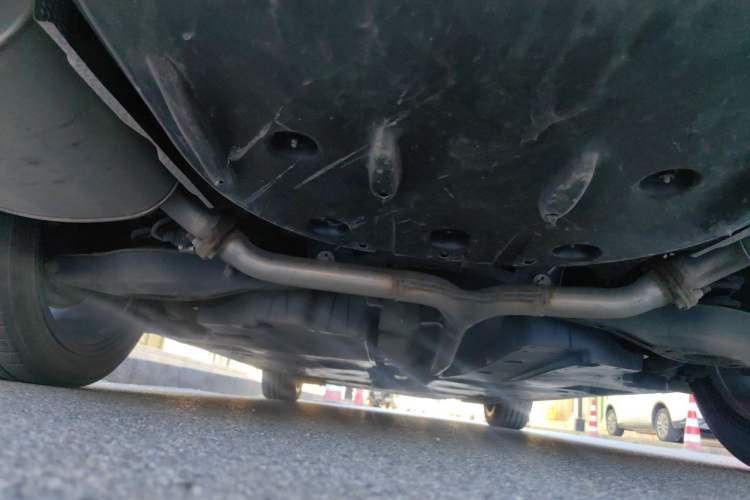 Used Toyota Avalon 2019 2.5L Touring Premium Version China VI Standard Chassis Rear