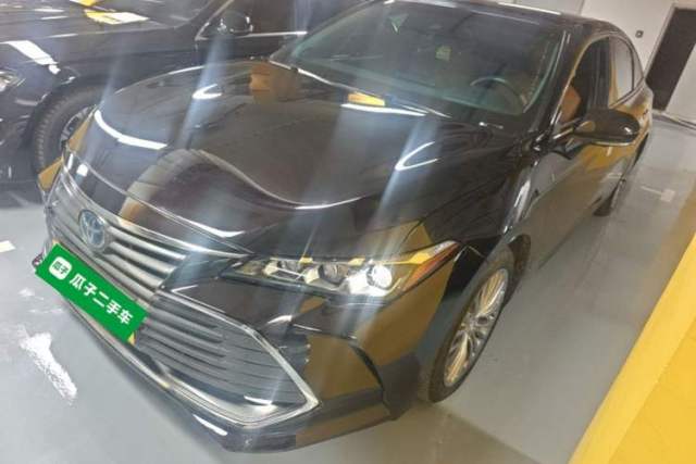 Toyota Avalon 2019 Dual-Engine 2.5L Limited Flagship Edition China VI Standard usata