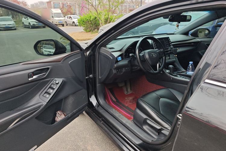 Used Toyota Avalon 2019 2.5L Ambition Version China VI Standard Driver Seat