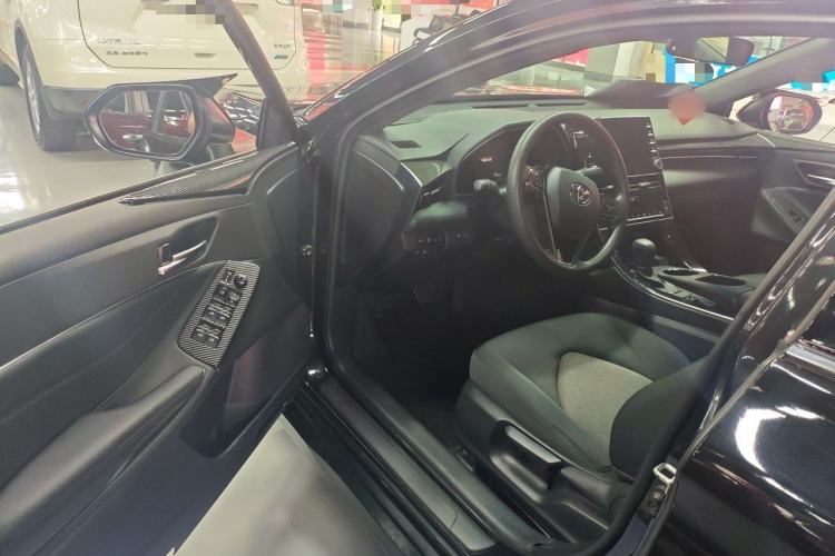 Used Toyota Avalon 2019 2.0L Ambition Edition China VI Driver Seat