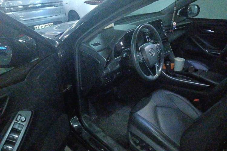Used Toyota Avalon 2019 2.0L XLE Premium Edition China VI Driver Seat